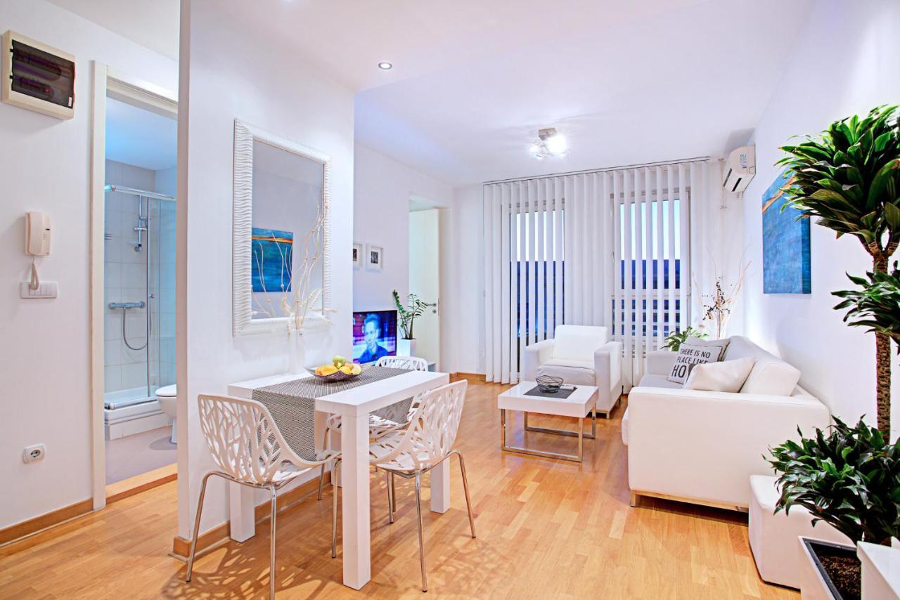 Belville Luxury Apartment ベオグラード エクステリア 写真
